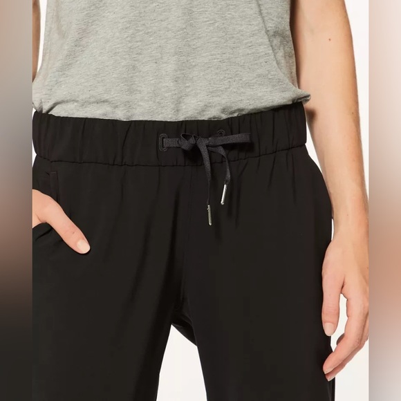 LULULEMON On The Fly Pant - Picture 2 of 8